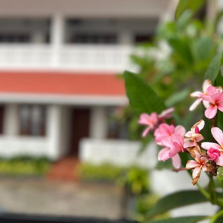 Buddha Beach Hotel 코발람비치 외부 사진
