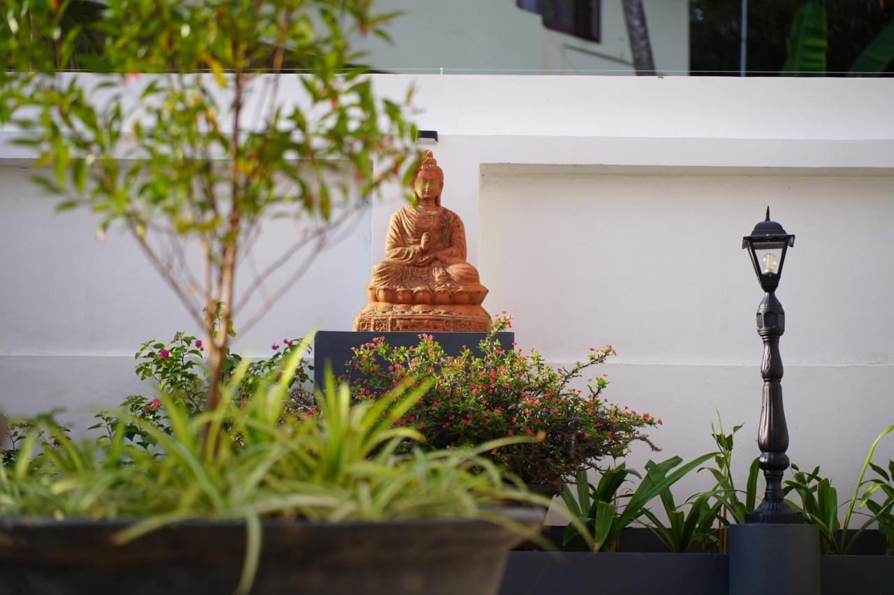Buddha Beach Hotel 코발람비치 외부 사진